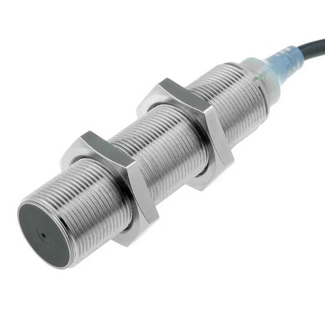 Датчик индуктивный Omron E2A-M18LS08-WP-D1 2M