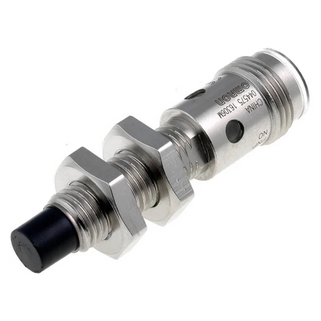 Датчик индуктивный Omron E2A-S08KN04-M1-C1