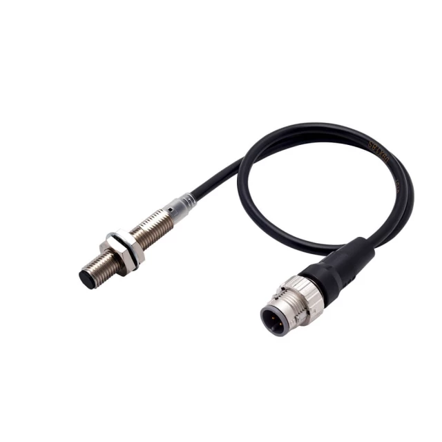 Датчик индуктивный Omron E2E-X4B2L12-M1TJ 0.3M