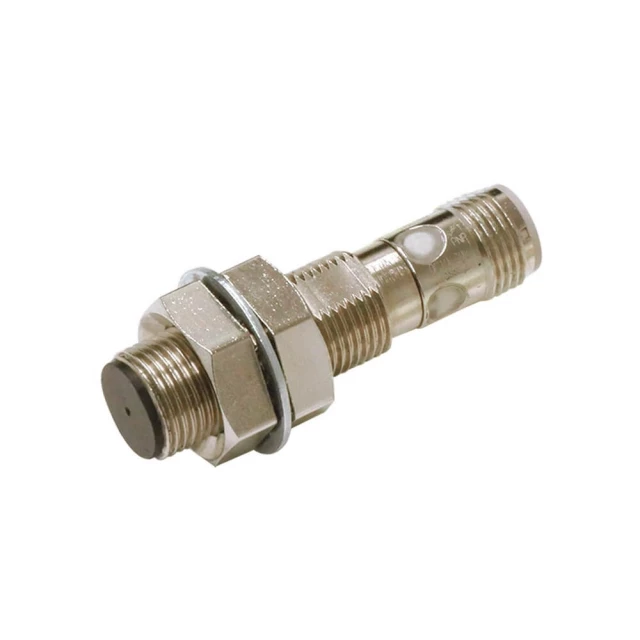 Датчик индуктивный Omron E2E-X6B3D12-M1