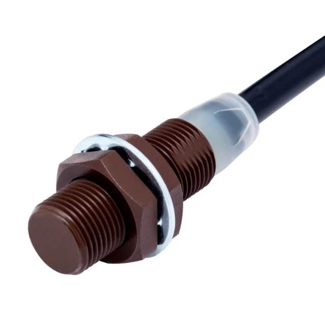 Датчик индуктивный Omron E2EW-QX2B212 2M