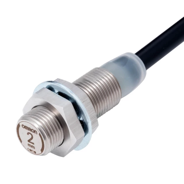 Датчик индуктивный Omron E2EW-X2C112 2M
