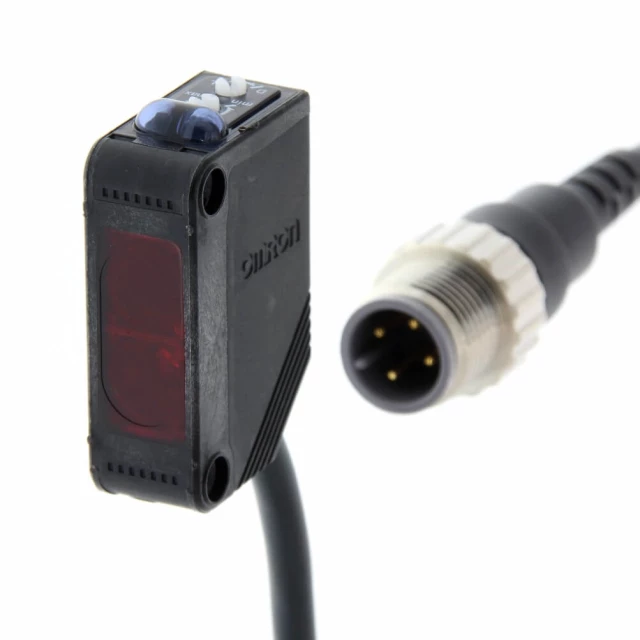Датчик фотоэлектрический Omron E3Z-D62-M1J 0.3M