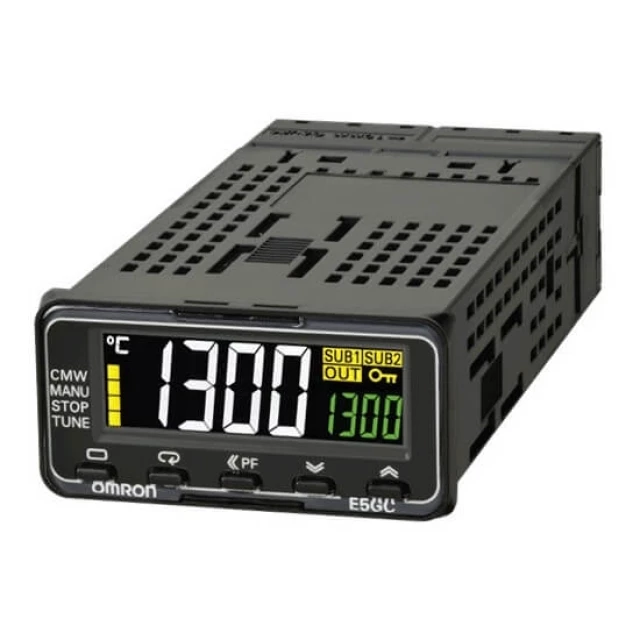 Регулятор температуры цифровой Omron E5GC-QX1A6M-000