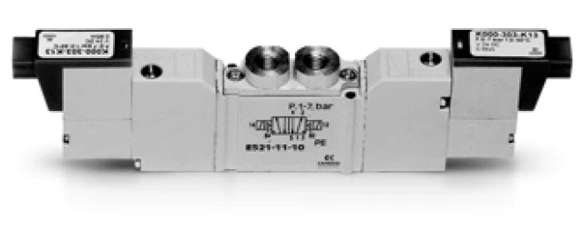 Распределитель электропневматический Camozzi E821-11-10-K11