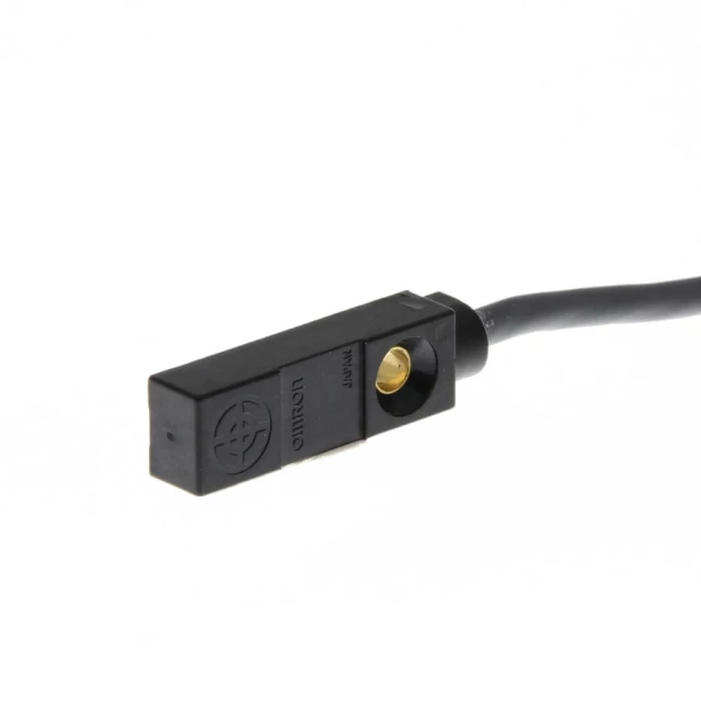 Датчик индуктивный неэкранированный Omron TL-W1R5MC1