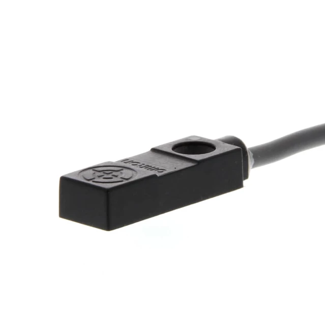 Датчик приближения Omron TL-W3MB1 5M